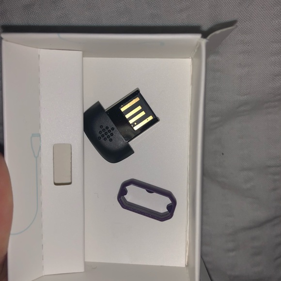 Fitbit Alta - Picture 2 of 8